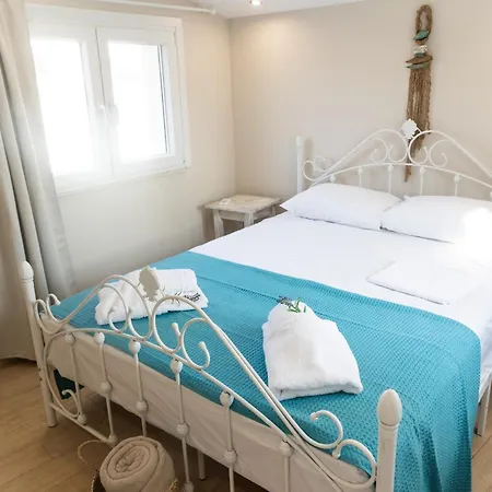 Pappous Adreas Skiathos